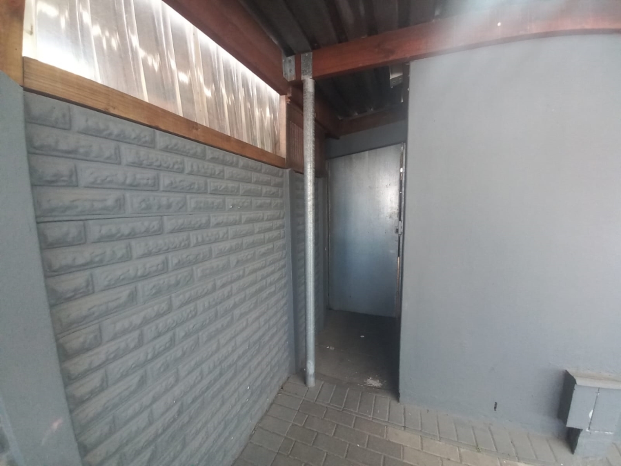 4 Bedroom Property for Sale in Portlands Western Cape